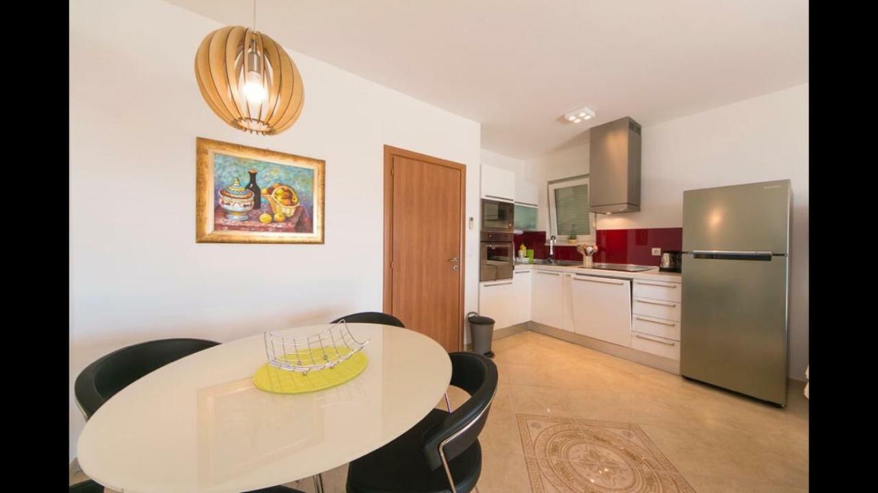 Id Luxury Apartment Brela Dış mekan fotoğraf